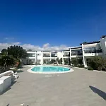 Sea View With Direct Access To Boulevard Apartamento