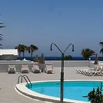 Sea View With Direct Access To Boulevard Puerto del Carmen (Lanzarote)