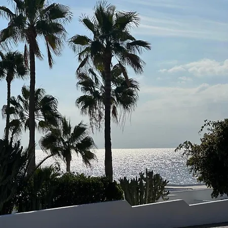 Apartment Sea View With Direct Access To Boulevard *