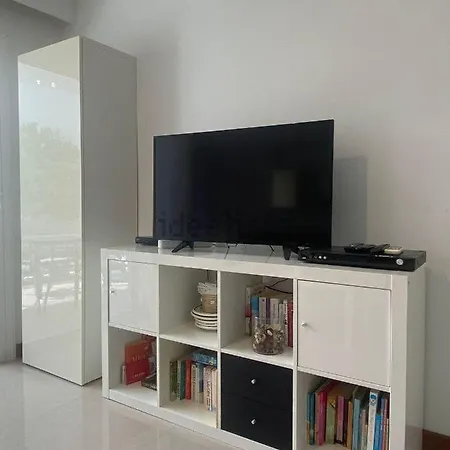 Sea View With Direct Access To Boulevard Apartment *